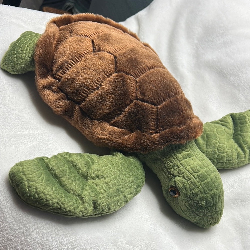 DESTINATION NATION Plush Sea Turtle Toy